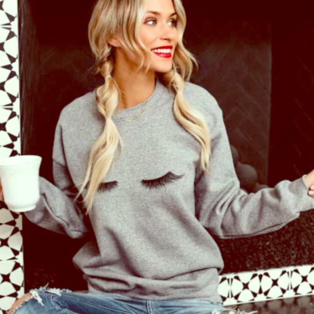 Vici dolls lashes sweatshirt xl